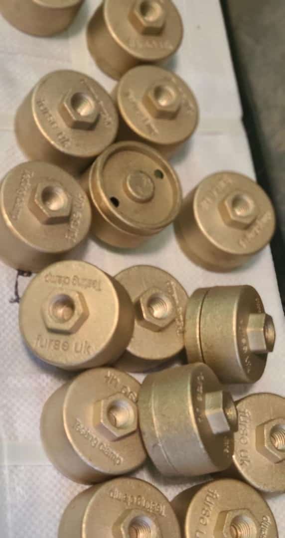 Screwdown Test Clamp